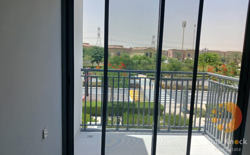 #Amarantha3TownhouseForRent #DubaiTownhouse #3BedroomTownhouse #CommunityPool #ParkingSpace #VillanovaDubai #LuxuryLiving #DubaiRealEstate